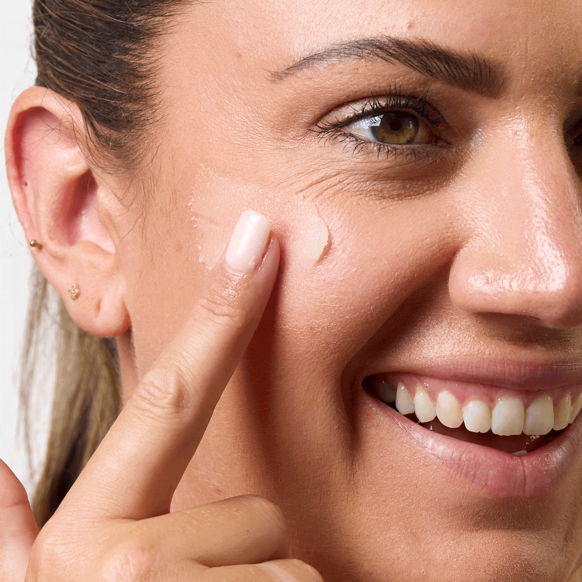 Melt Away Make-up Balm Application